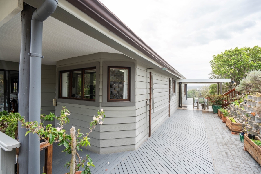 3 Bedroom Property for Sale in Seafield Eastern Cape